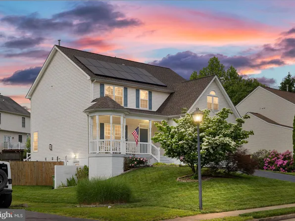 6 Cavalry Ridge Rd, Fredericksburg, VA 22405