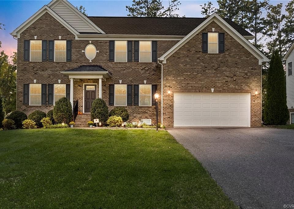 1st image of 11013 Mountain Spring Dr