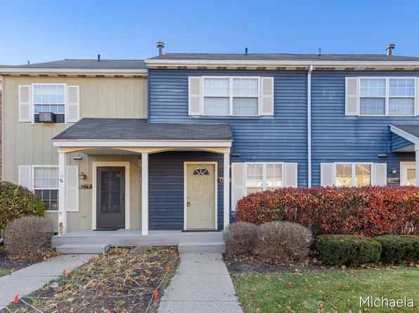 4575 Moffett Rd NW, Comstock Park, MI 49321