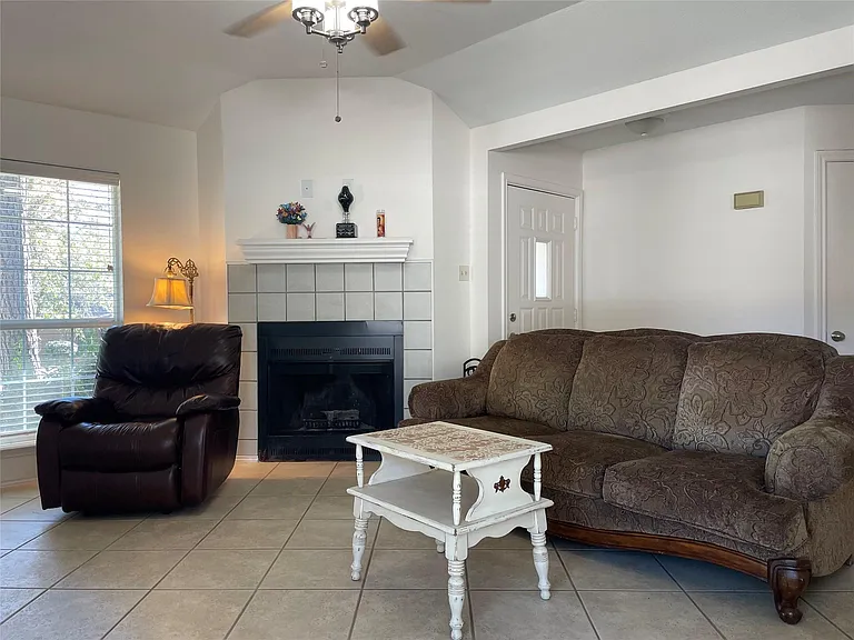 110 N Kanaio Dr #B — Photo 5