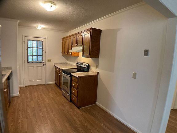 2nd image of 2204 Morningside Dr
