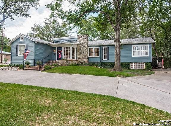 2nd image of 330 Alamo Heights Blvd