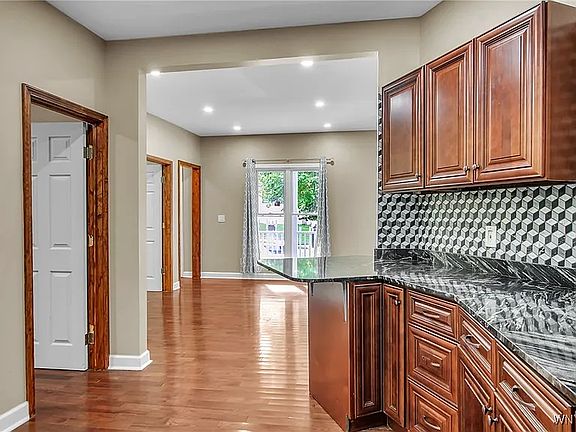 3rd image of 767 West Ave #1