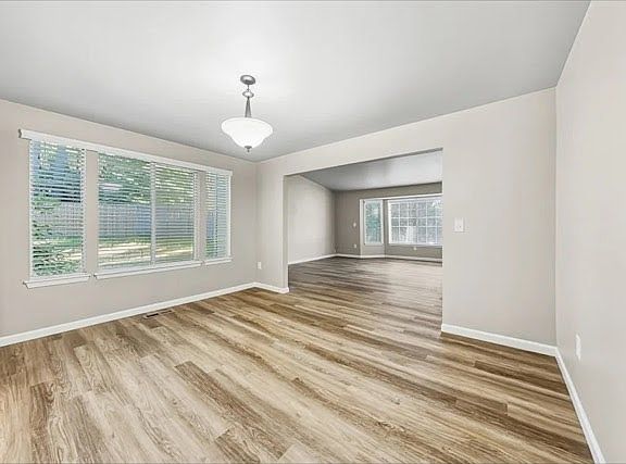4th image of 20217 111th Street Ct E