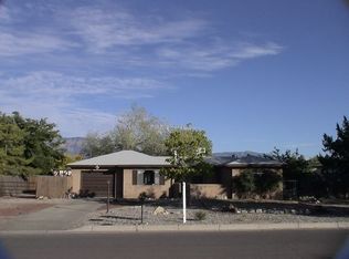 704 Cerro De Ortega Dr SE, Rio Rancho, NM 87124
