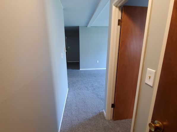 300 N Main St #4