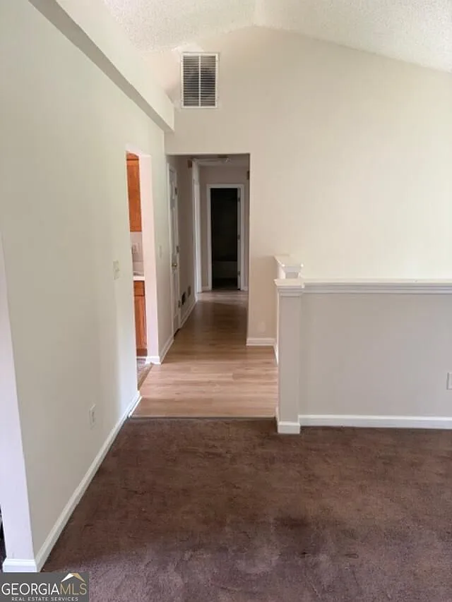 4 bed, 3.0 bath, $1,650 — Photo 3