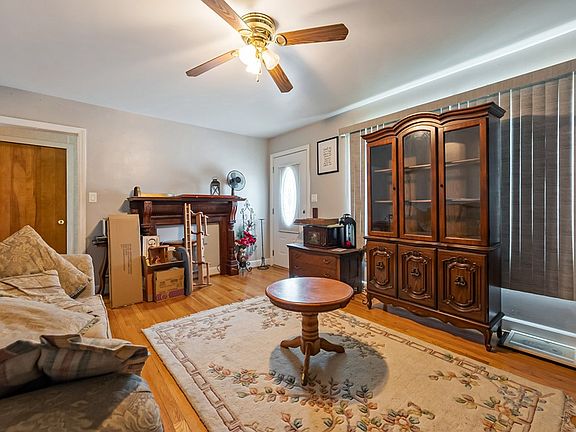 5th image of 810 Cumberland St