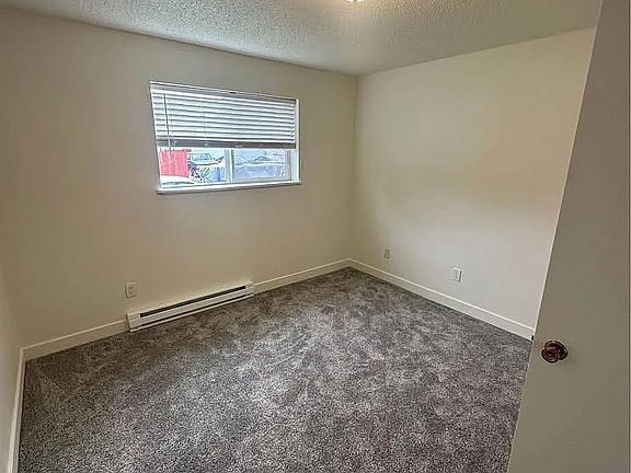 3rd image of 1017 N Crestline St APT 2