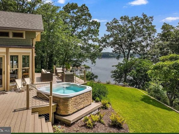 1715 Porters Hill Rd, Annapolis, MD 21401