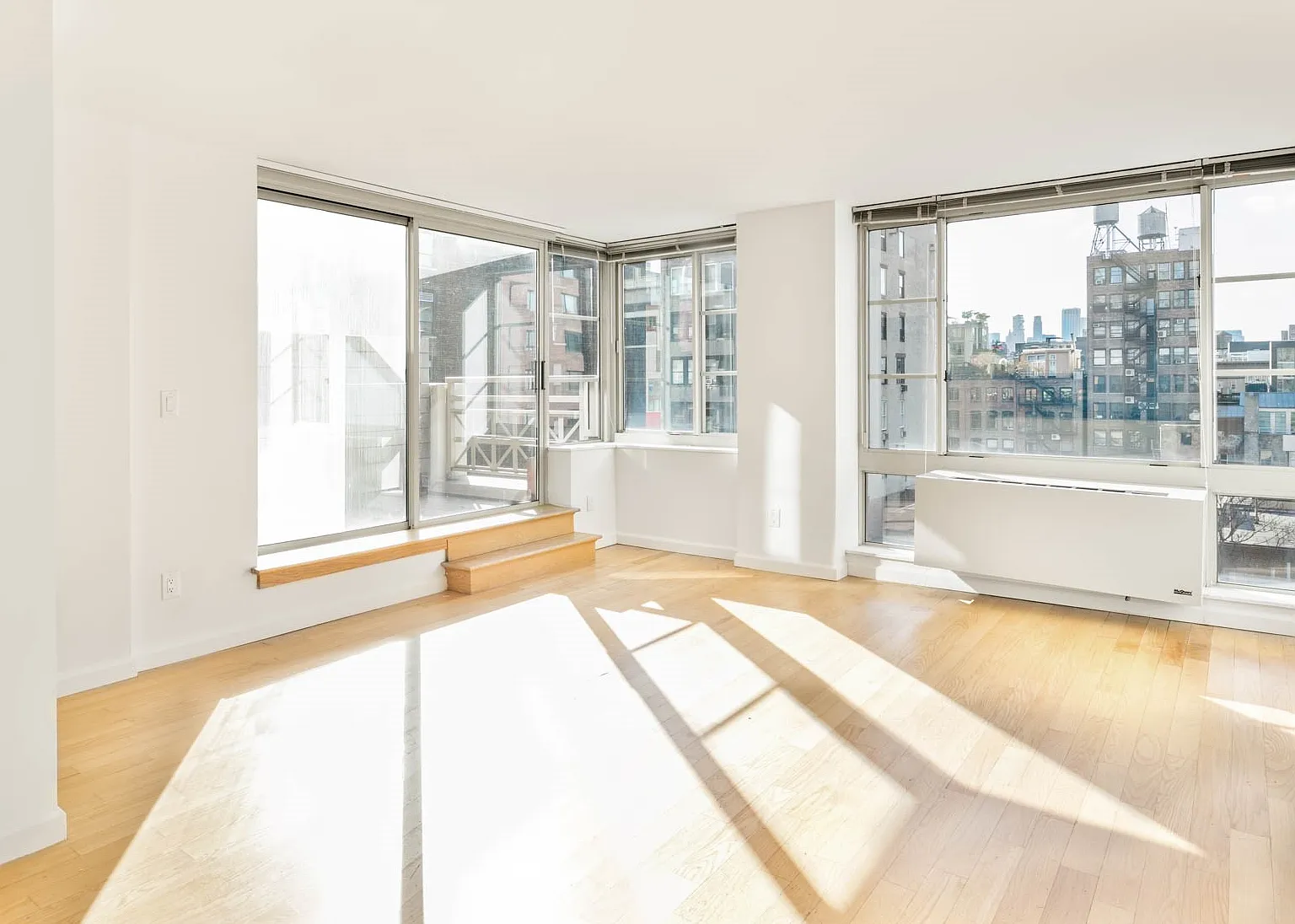 155 West 21st Street — Photo 1