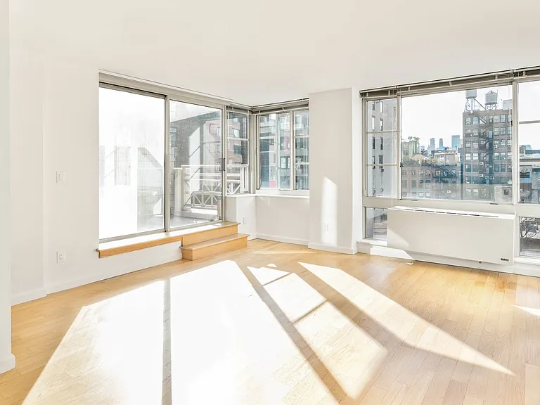 155 W 21st St #12E — Photo 1