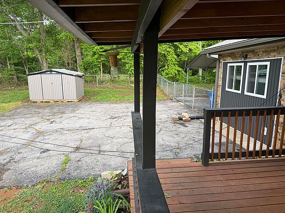 5th image of 6027 Todd Dr