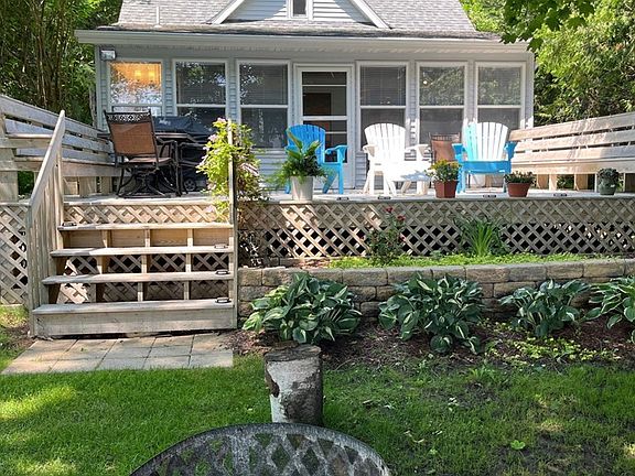 2nd image of 5300 W Shore Dr