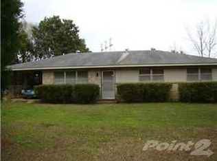 10400 Tom Gunn Rd, Grand Bay, AL 36541