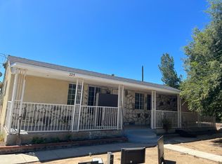 225 W 1st St, Perris, CA 92570