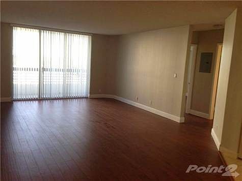 5th image of 3600 Mystic Pointe Dr APT 617