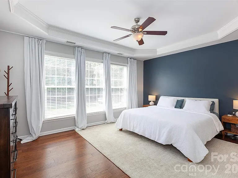 2304 Coltsgate Rd — Photo 20