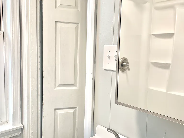 106 Webster St #2 — Photo 18