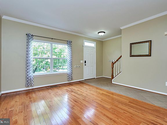 4th image of 42959 Cedar Springs Ct