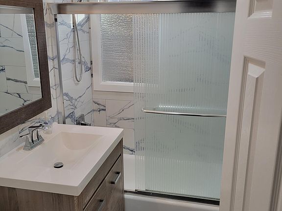 5th image of 54D Stonehurst Blvd #54D