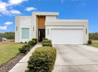 207 San Jacinto St, Mission, TX 78572