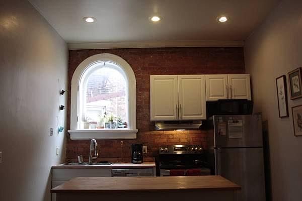 1st image of 3233 Vine St #1