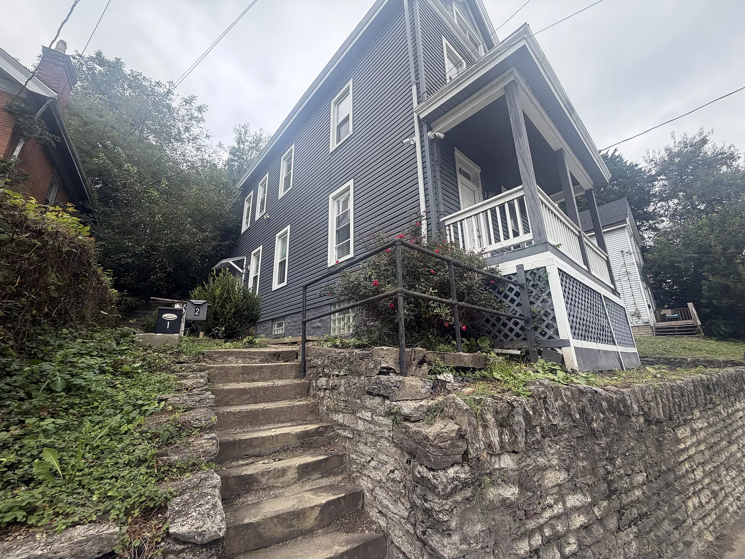 3853 Vine Street - 2 — Photo 1