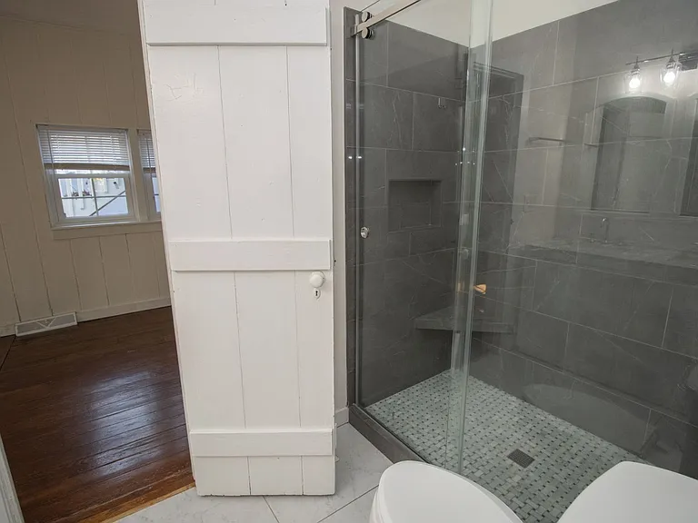 510 King St — Photo 16