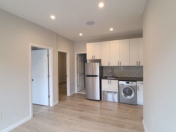 5th image of 656 Saint Nicholas Ave #24AA