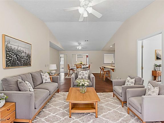3rd image of 7260 Port Royal Ct