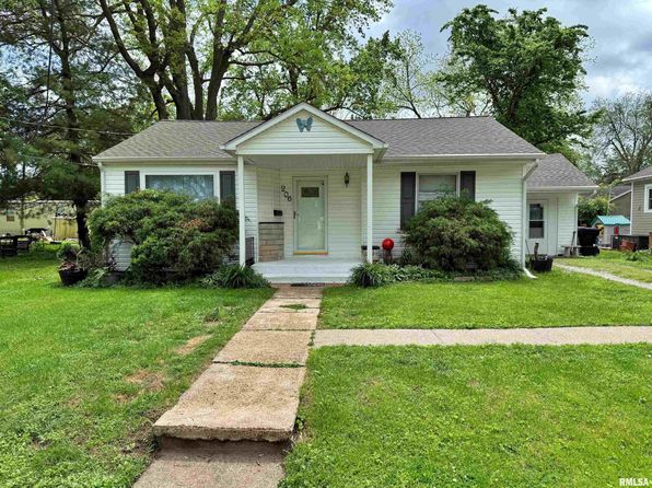 206 W 16th St, Metropolis, IL 62960