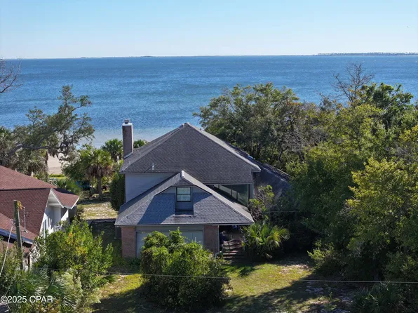 2527 W 9th St, Panama City, FL 32401