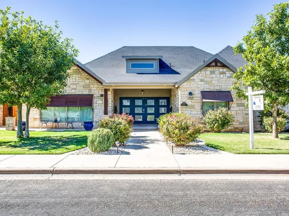 1310 Buckingham Ave, Wolfforth, TX 79382