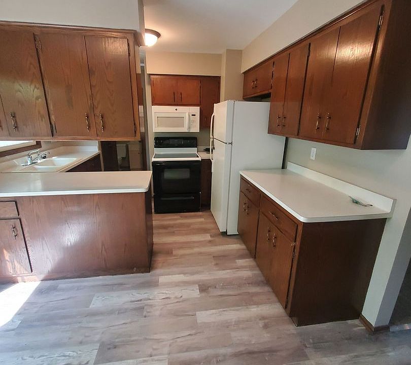 1st image of 2901 Madison St #2903