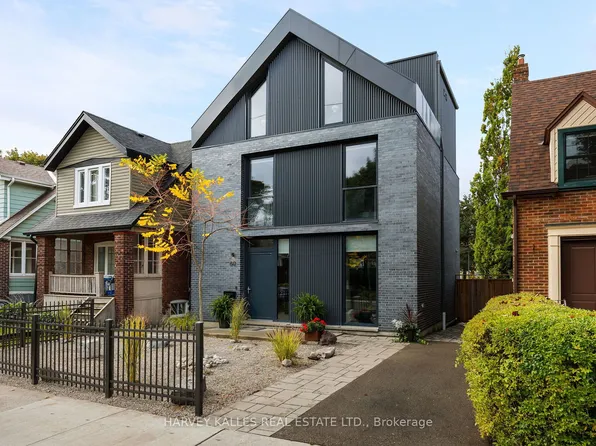 60 Hiltz Ave, Toronto, ON M4L 2N5