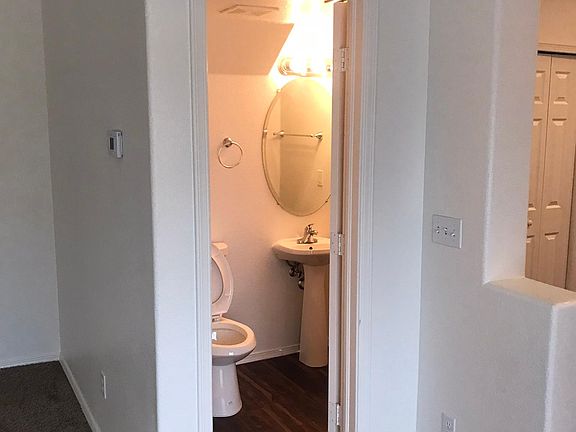 3rd image of 1105 Kilbourne Hole Dr