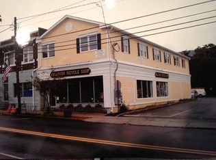 20 Main St APT 2, Millburn, NJ 07041