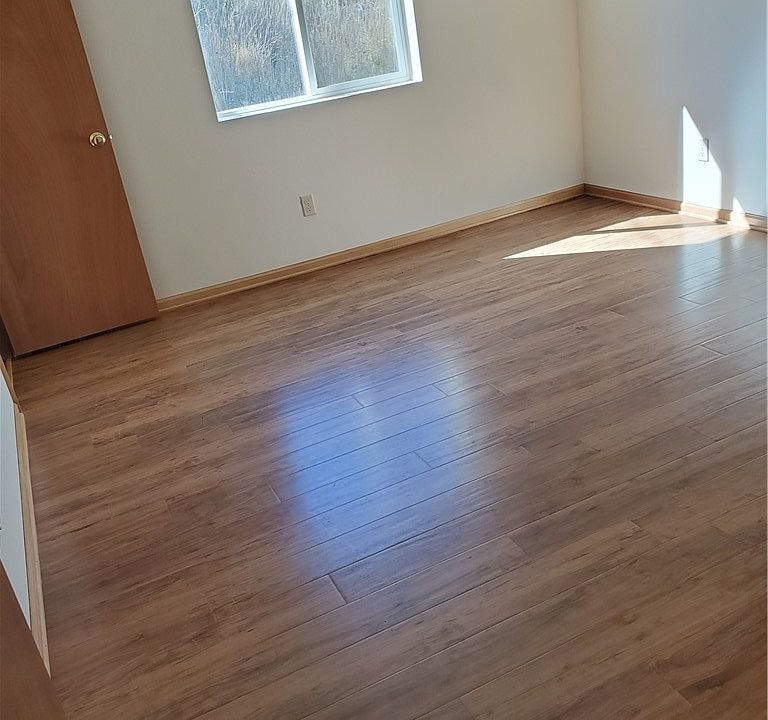 2nd image of 1630 W 11th Street