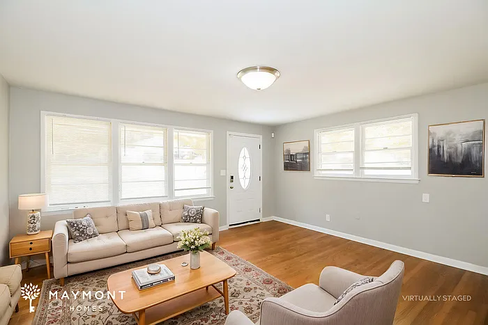 8542 Taylor Rd — Photo 6