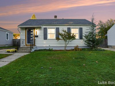 723 Powers Ave NW, Grand Rapids, MI, 49504