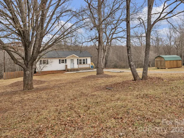 77 Timothy Dan Ln, Taylorsville, NC 28681