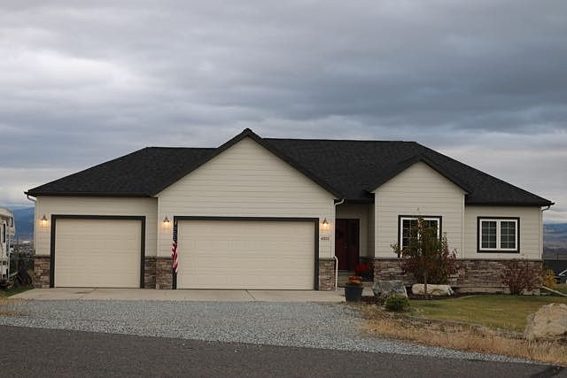 1st image of 4352 Stoney Dr