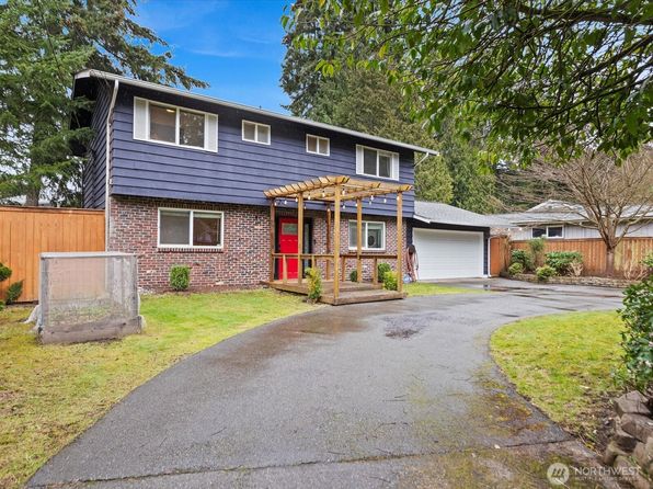 24201 Firdale Ave, Edmonds, WA 98020