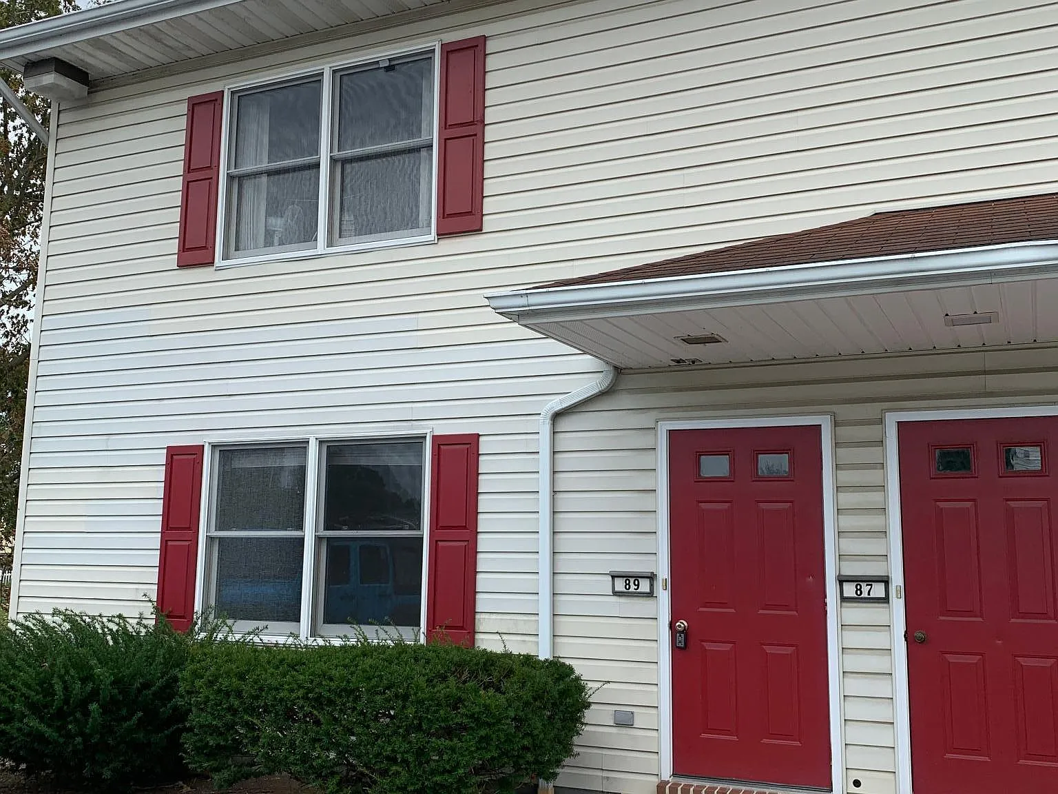 2 bed, $1,295 — Photo 1