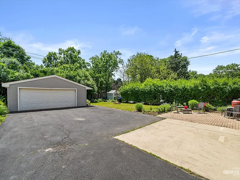 1010 W Roosevelt Rd — Photo 16