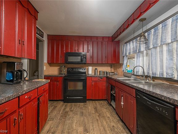 5th image of 8580 Milmont St NW