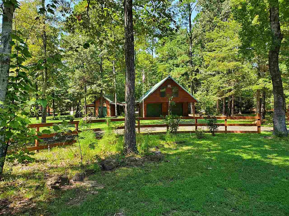 1st image of 743 Oakridge Ln