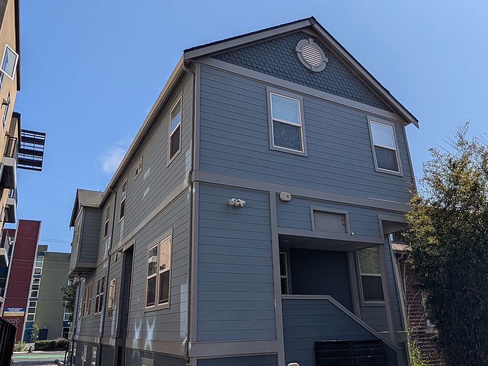 Building Photo 5