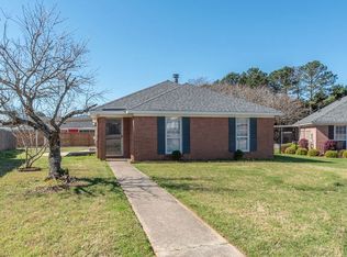 115 Dellwood Ct, Prattville, AL 36066